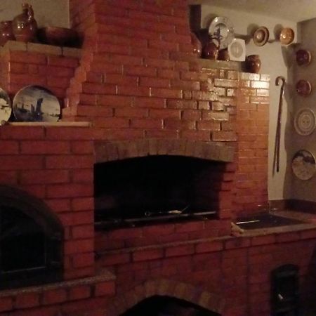 Pensiunea Carmen Bucium  Екстериор снимка